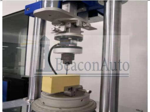 金屬接骨螺釘?shù)妮S向撥出和扭轉(zhuǎn)旋入與生物旋出力學(xué)測試機(jī)